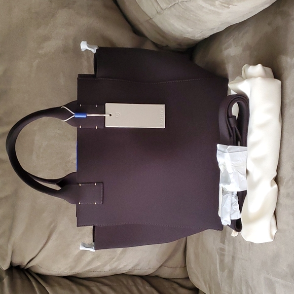 Rothy's Handbags - Rothy's the handbag in black NWT